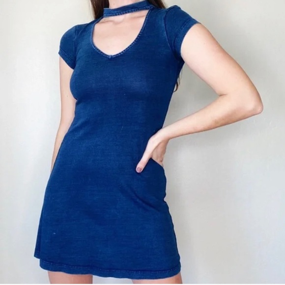 American Eagle Outfitters Dresses & Skirts - AE Soft & Sexy Choker Neck Blue Dress